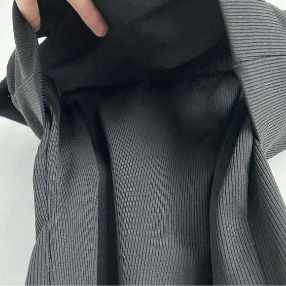 Black Open Shoulder Slim Fit Shirt - Picture 7 of 8